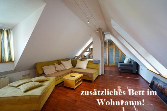 Hotel Garni Und Apartments Zur Krone Хильпольтштайн Экстерьер фото